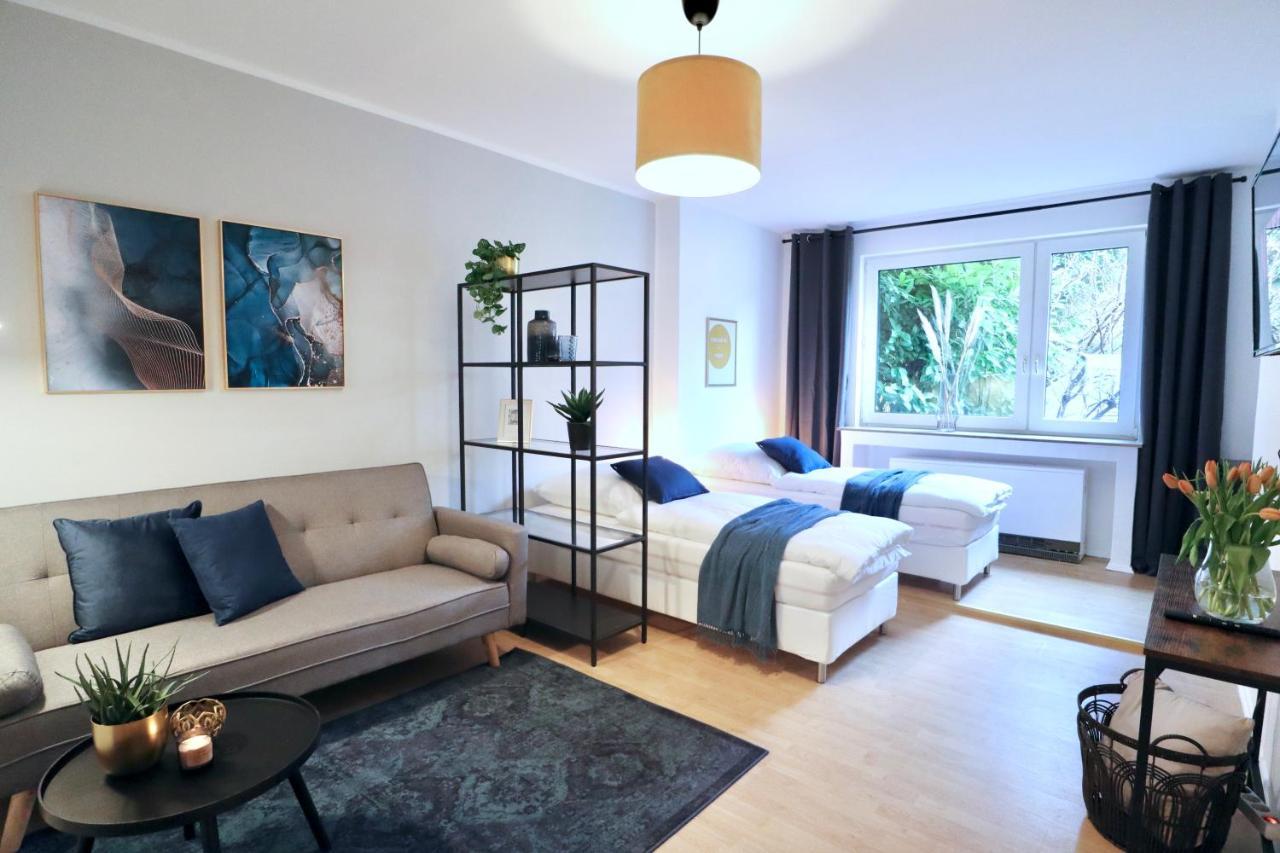 Sapphire Apartment: Free Parking + Netflix + Bathtub Essen Exterior foto